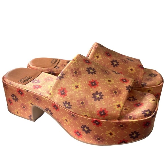 NWT Anthropologie Jeffrey Campbell Shindy Platform Slide Mules 70s Hippie Size 8 - Picture 8 of 12